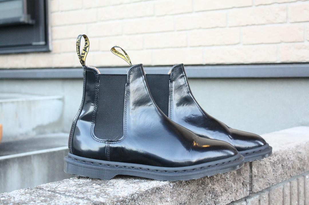 人気新作 最安値 正規品 Dr.Martens サイドゴア ブーツ UmDTA-m34983690302 100%新品大人気
