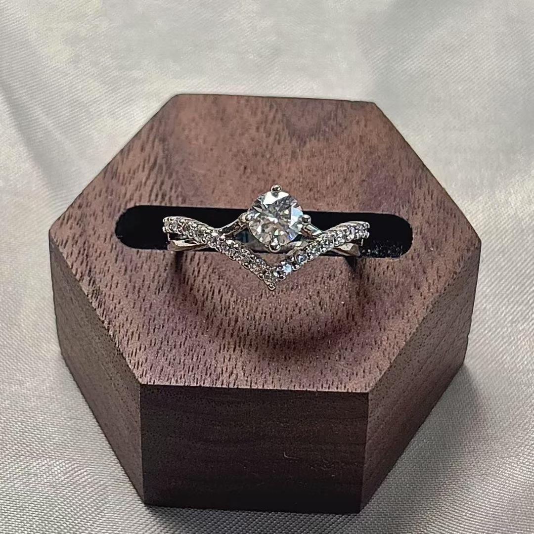 K18ゴールド 0.50ct 0.18ct ダイヤモンドリング 11号 21,000円