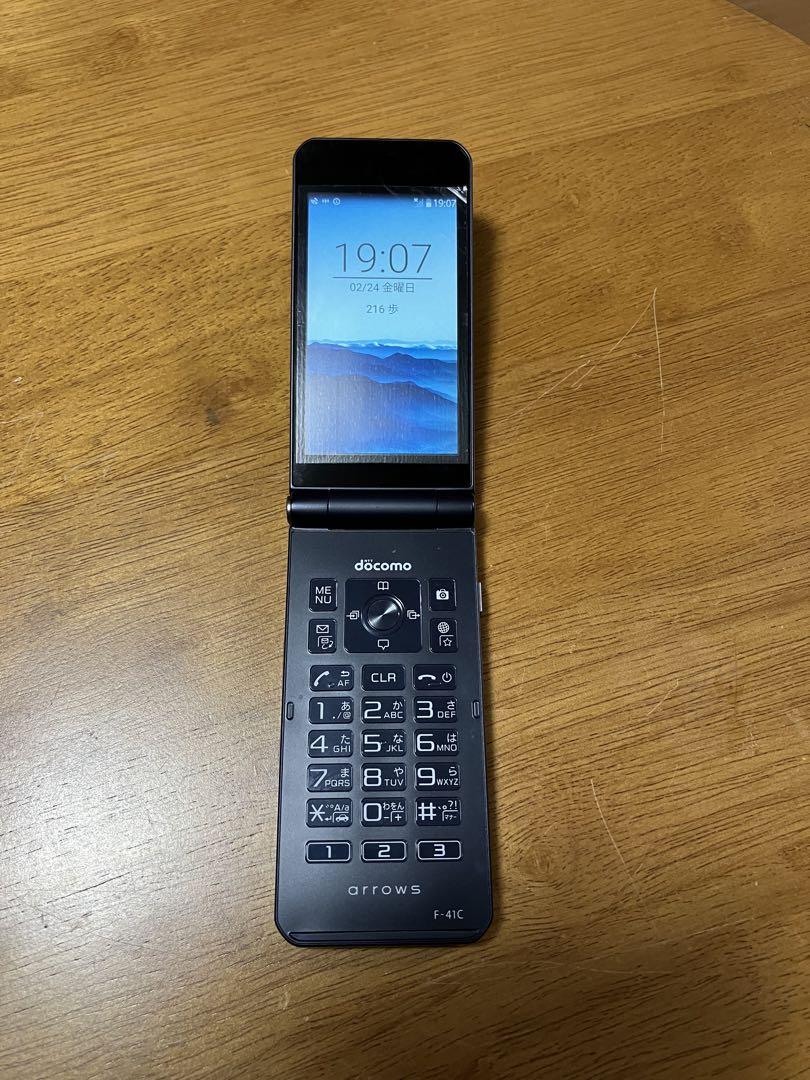 配送員設置 値下げしました。ドコモ F-41C arrowsケータイベーシック