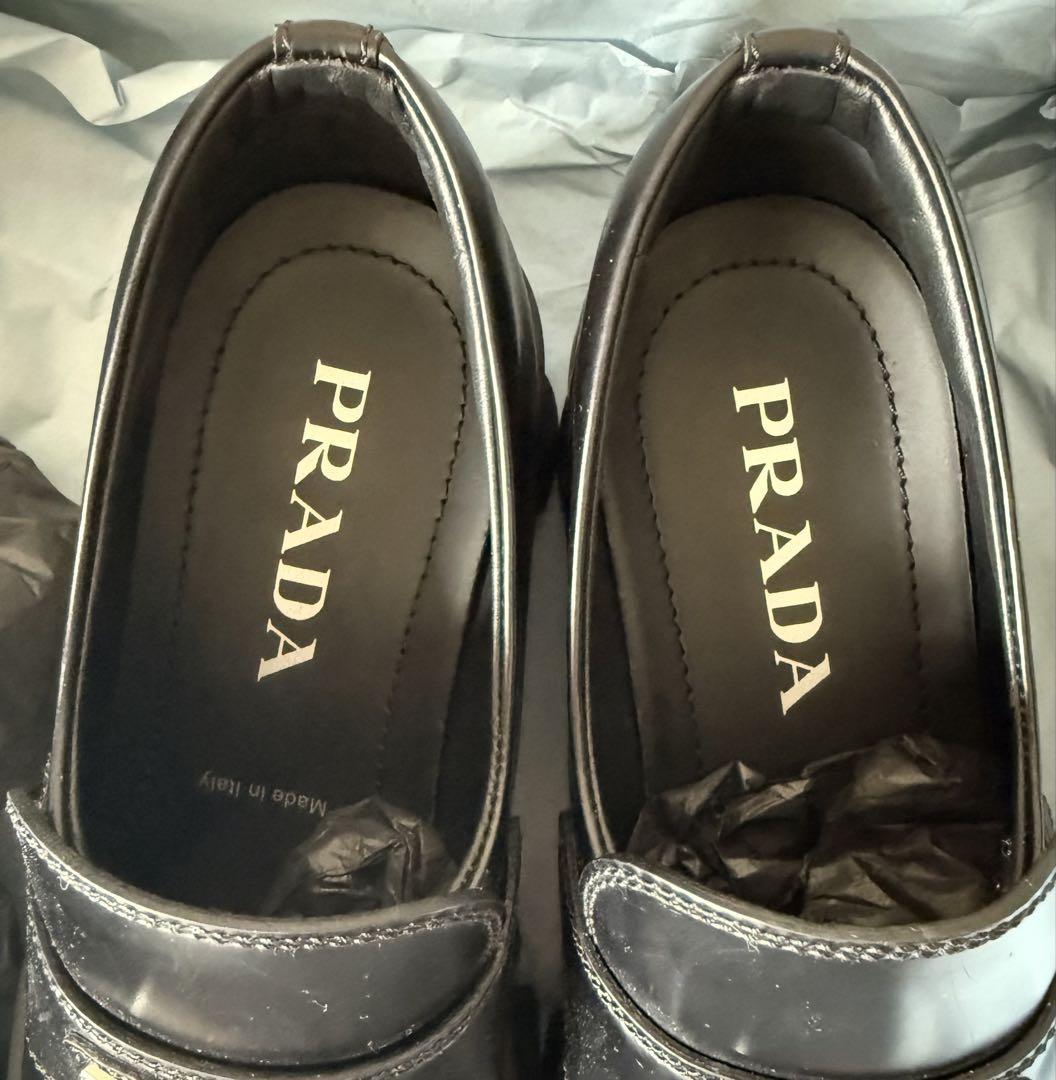 ララとなります！！★PRADA ローファー モノリス ブラッシュドレザー