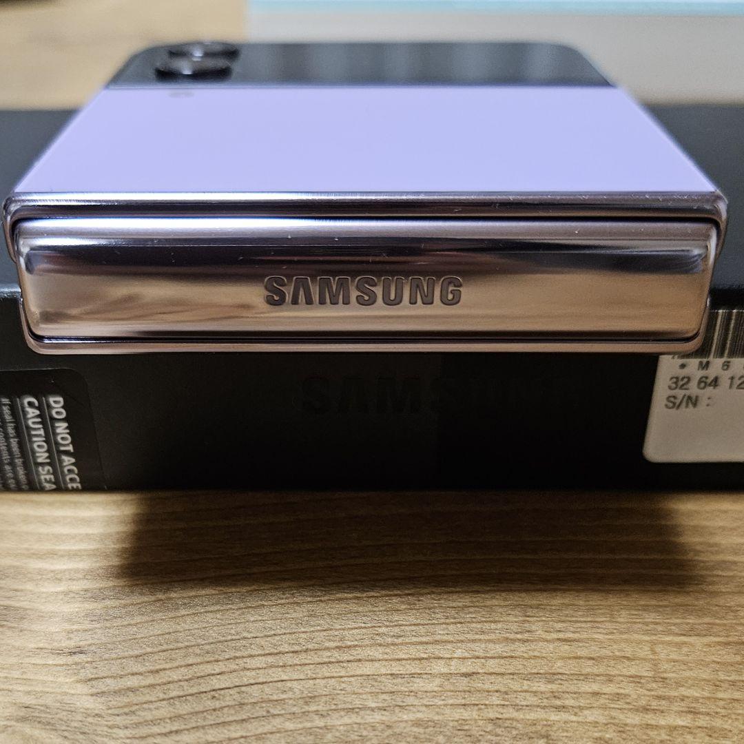 GALAXY Z FLIP4 5G 256GB SM-F721N ボラパープル 画像6