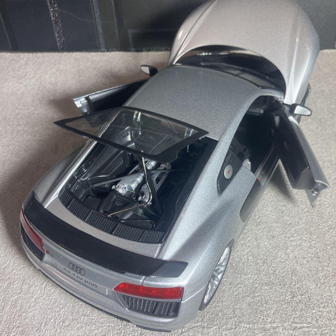 マイスト　Maisto Audi R8 V10 Plus アウディ　1-18