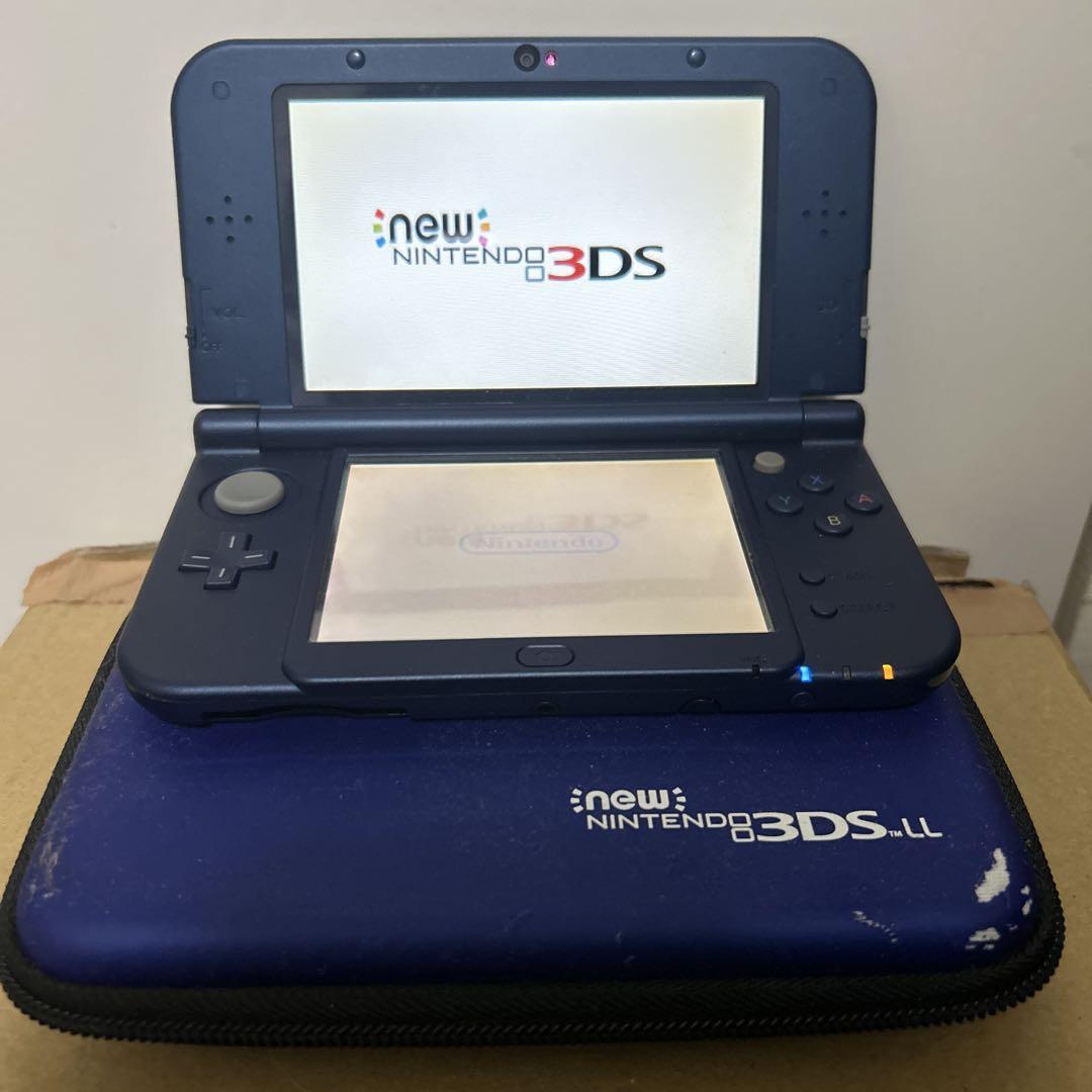 New Nintendo 3DS LL ネイビーブルーケース付き