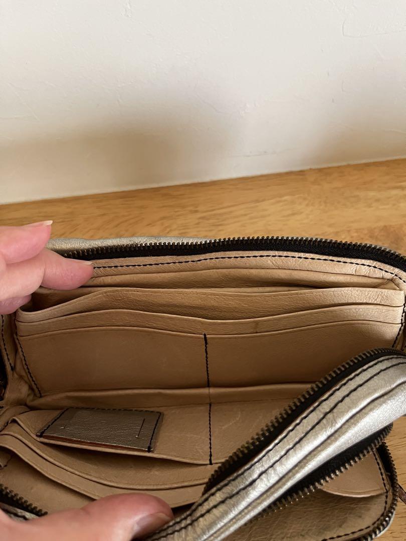 エバゴスebagos ラタン シルバー 長財布