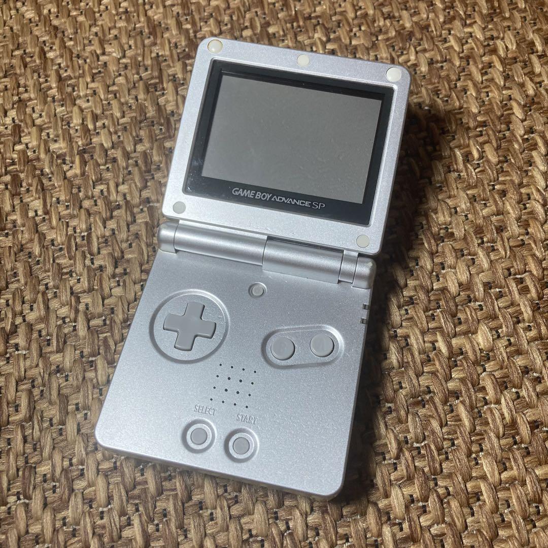 GAME BOY ADVANCE SP ゲームボーイアドバンス　グレー