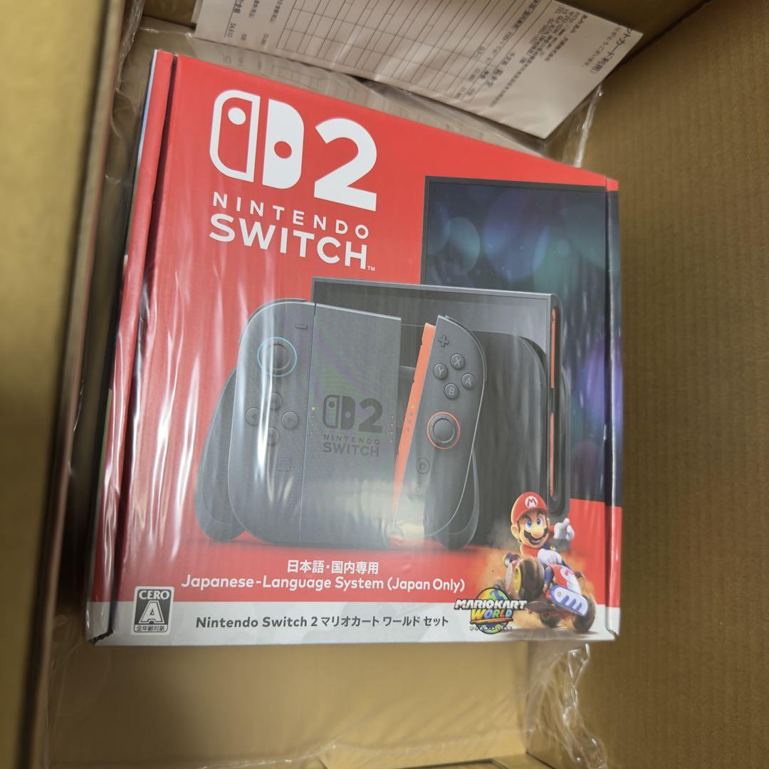 領収書付き　Switch2 本体 マリオカートワールドセット Amazon.co.jp: Nintendo Switch 2(日本語・国内専用) マリオ
