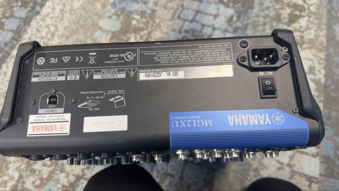 Yamaha MG12XU アナログミキサー 12チャンネル