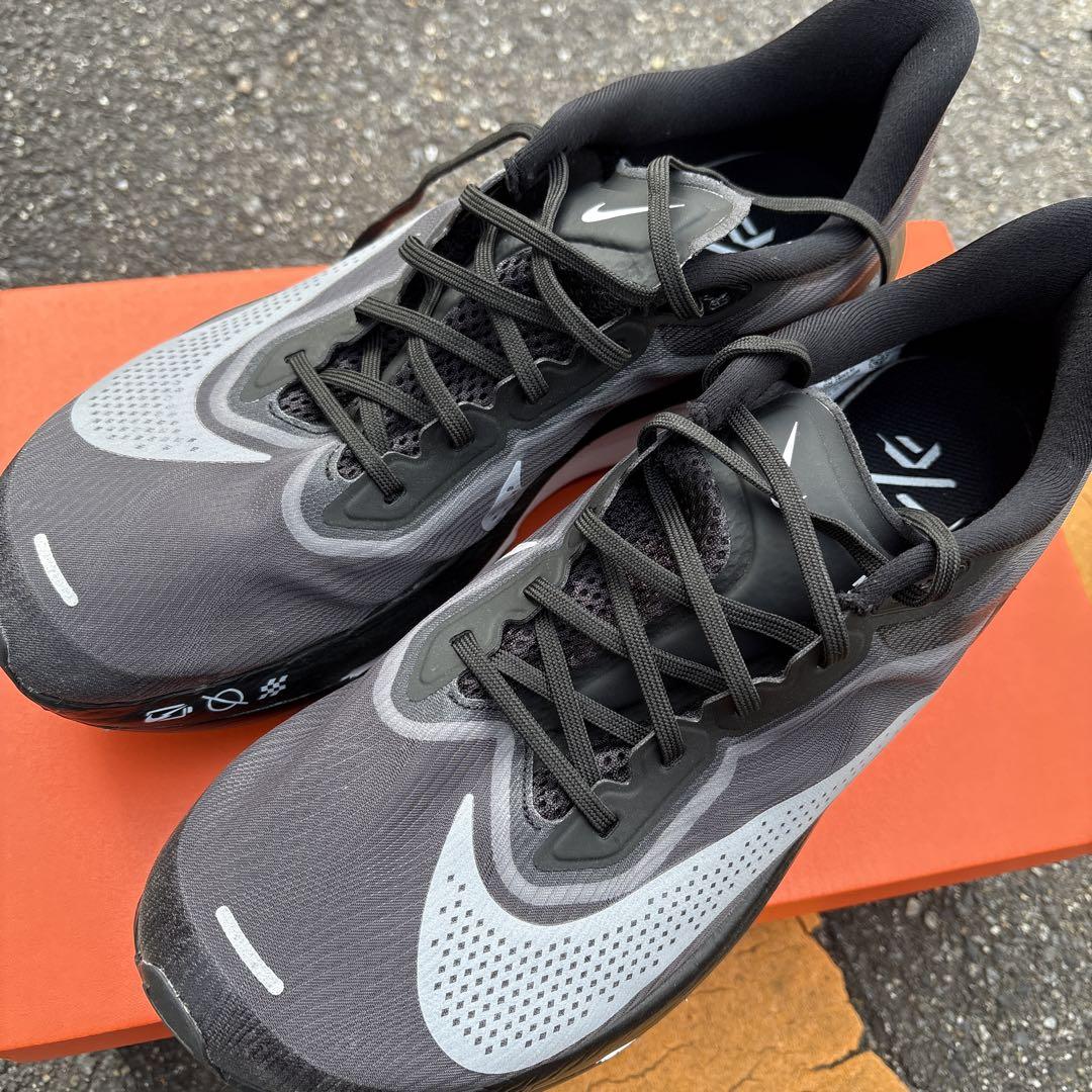 (極美品) NIKEズームフライ6 28センチ