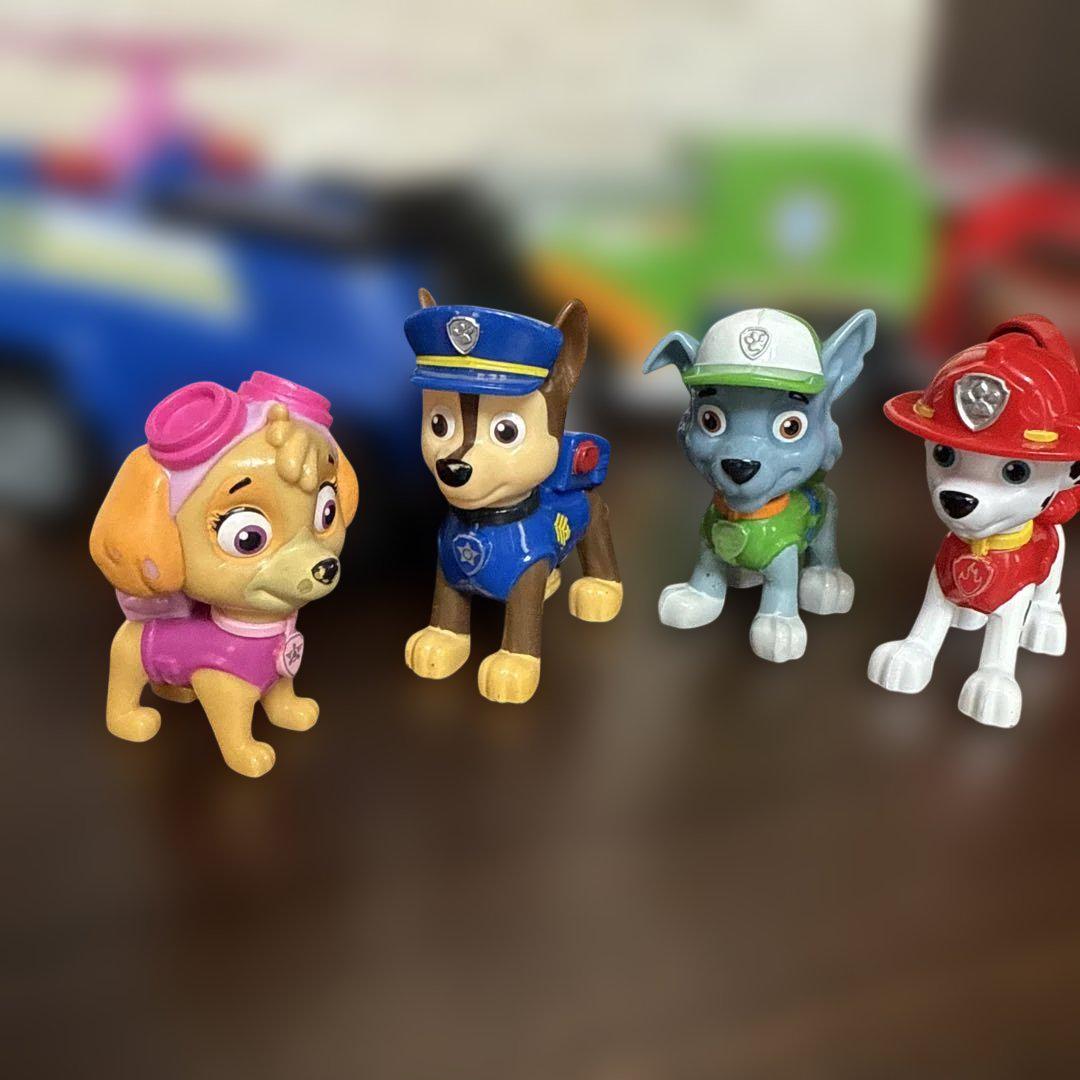 パウ・パトロール ベーシックビーグル4台セット - メルカリ