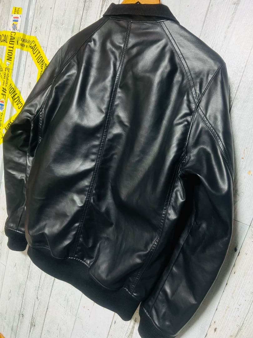 極限定 ヒステリックグラマー フライト レザージャケット A-2 短丈 Lサイズ 極限定 ヒステリックグラマー フライト レザージャケット A-2 短丈 Lサイズ