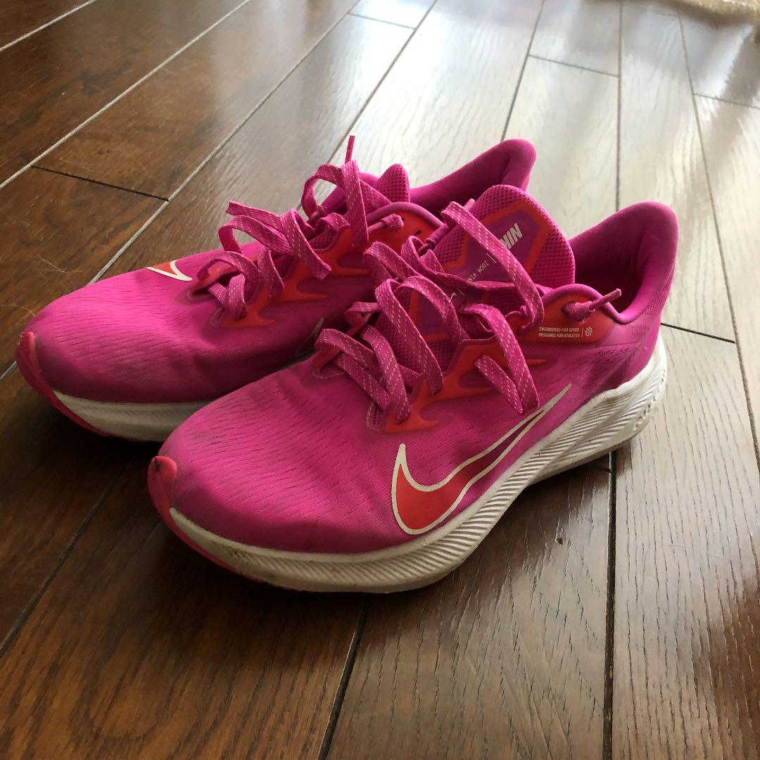 NIKE（ナイキ） ZOOM WINFLO 7（ズームウィンフロー7
