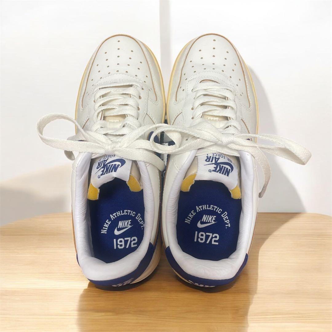 Nike Air Force 1 ホワイト/ネイビー　23.5