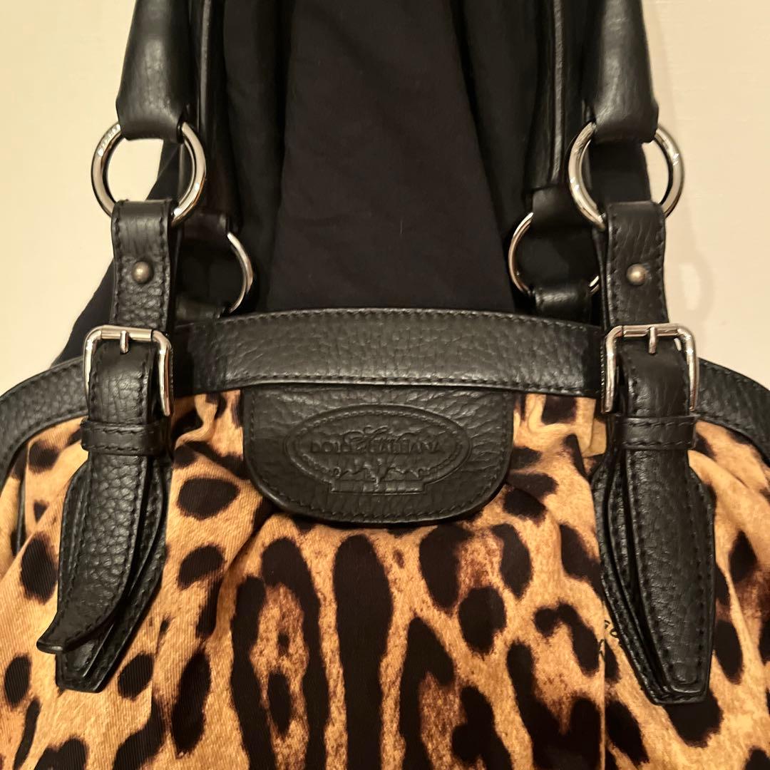 DOLCE AND GABBANAヒョウ柄レザーハンドバッグ DOLCE AND GABBANAヒョウ柄レザーハンドバッグ