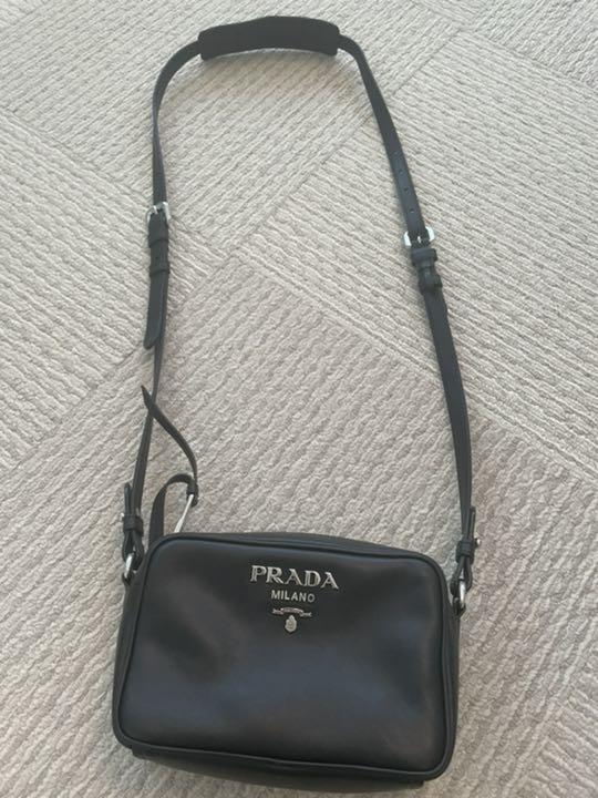 魅了
 美品　PRADA プラダ ショルダーバッグ ショルダーバッグ