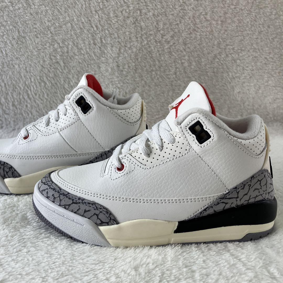 美品★NIKE エアジョーダン 3 レトロ ホワイトセメント リイマジンド