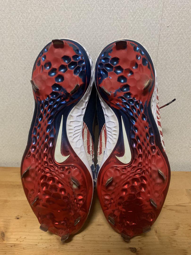 Nike アメリカ国旗デザイン スパイクシューズ