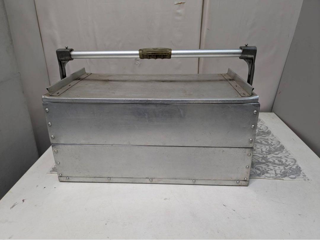 【中古】内田製作所　ユタカの堤箱　和食堤箱　おかもち　出前箱配達　アルミ製　軽量