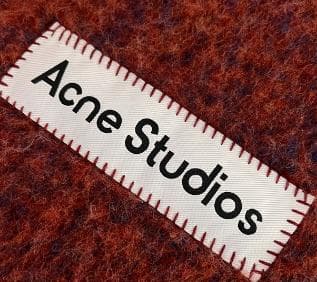 超人気Acne Studios フリンジ付きマフラー~~ 超人気Acne Studios フリンジ付きマフラー~~