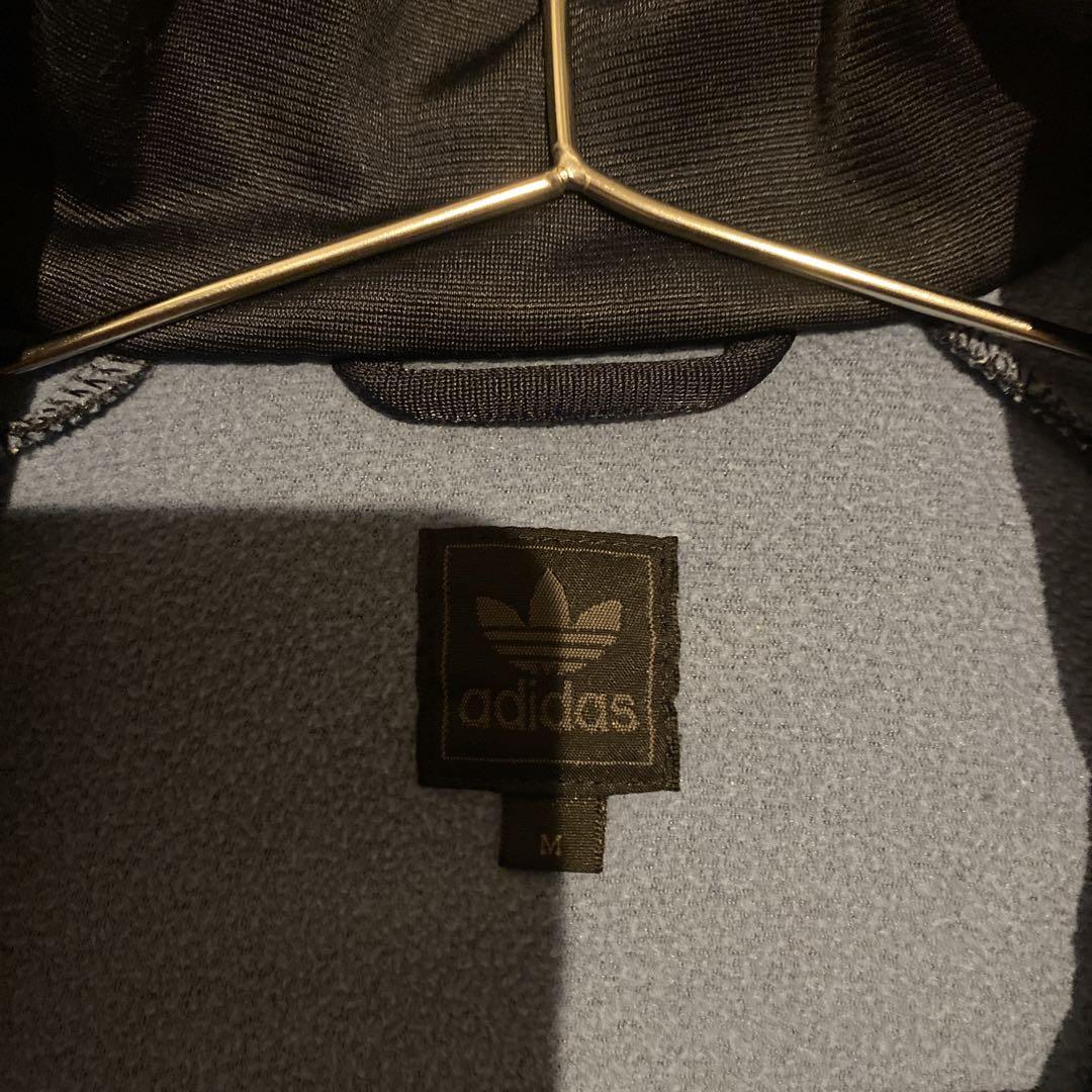 adidas ブラック ストライプジャージ M