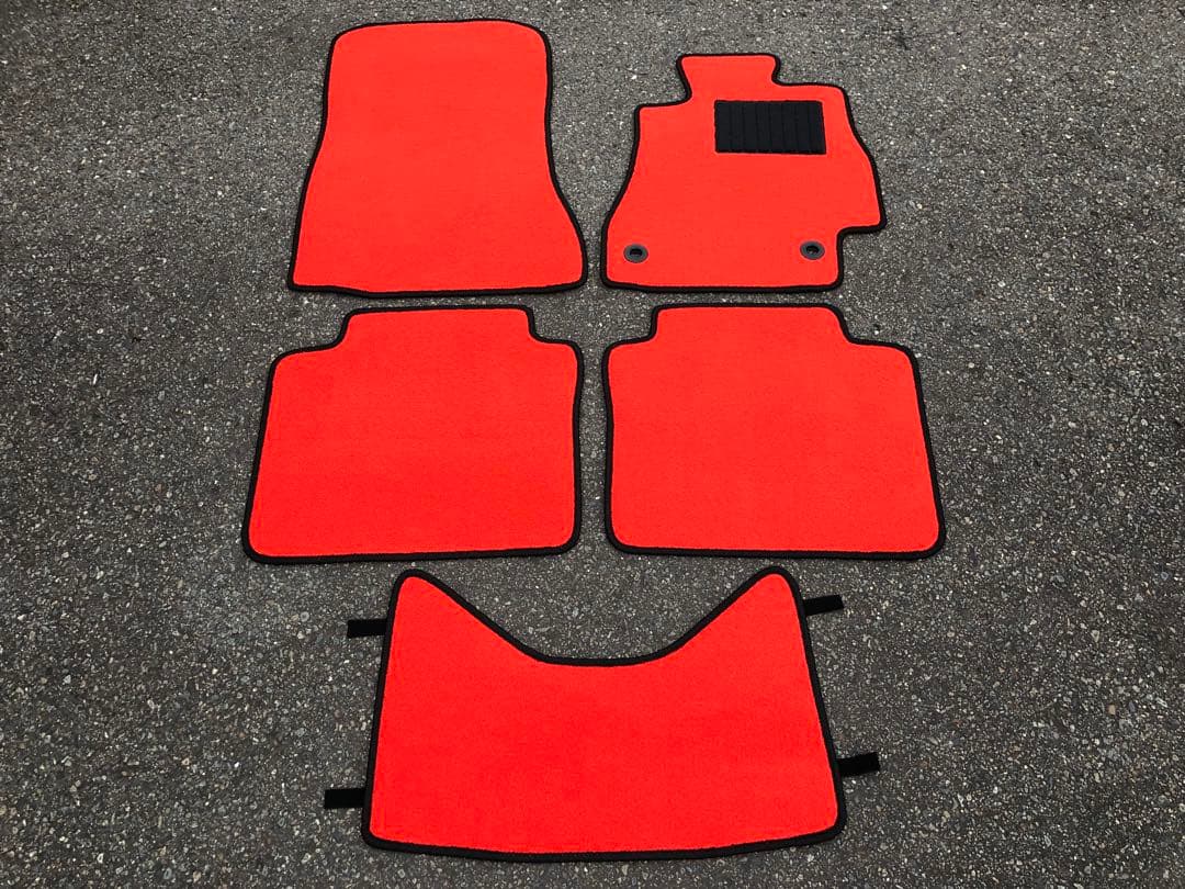 マークＸ 130系 後期 2WDのみ 赤 フロアマット カーマット 日本産 新品