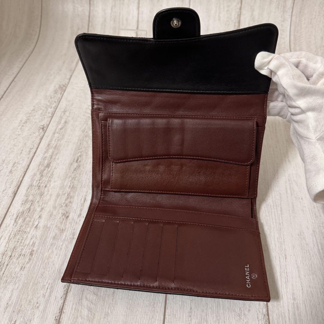 美品⭐CHANELシャネル マトラッセ ラムスキン 三つ折 長財布 シルバー金具