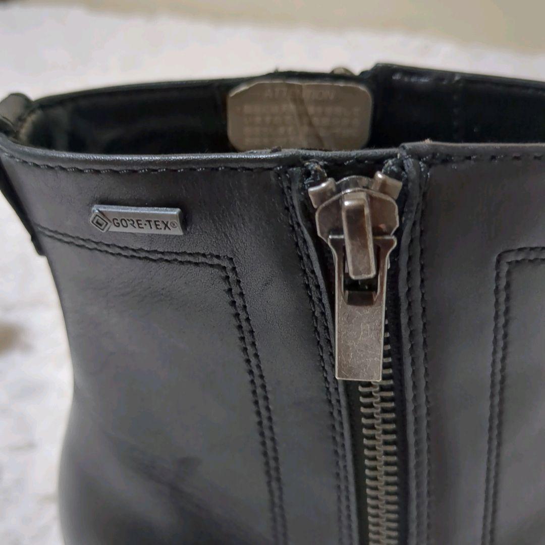 美品✨クラークス　ゴアテックス　黒レザー サイドジップレディースジョッパーブーツ クラークス ゴアテックス ショートブーツ サイドジッパー 黒