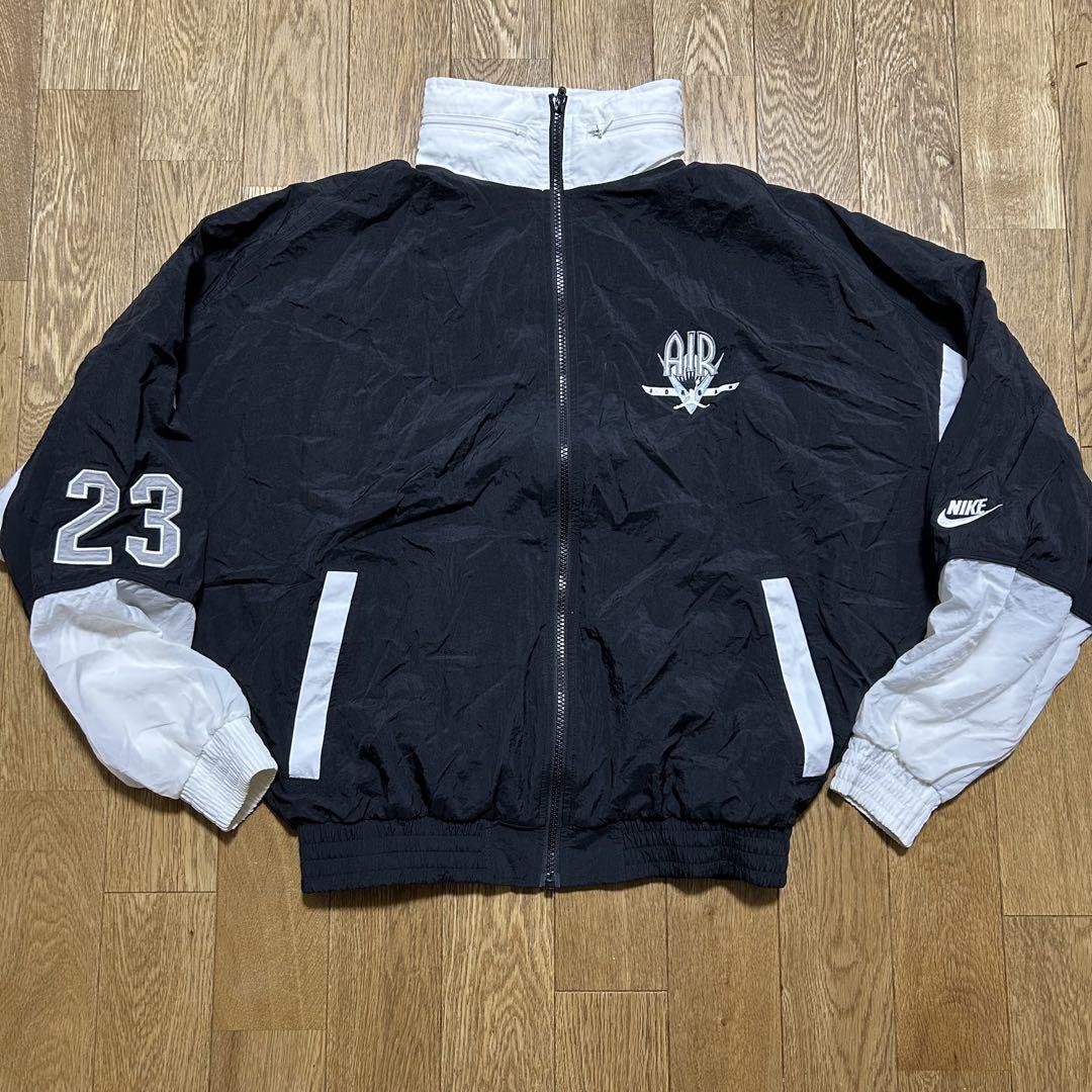 NIKE ジャンプマン　レガシーJORDAN ナイロンジャケット　23 ワッペン