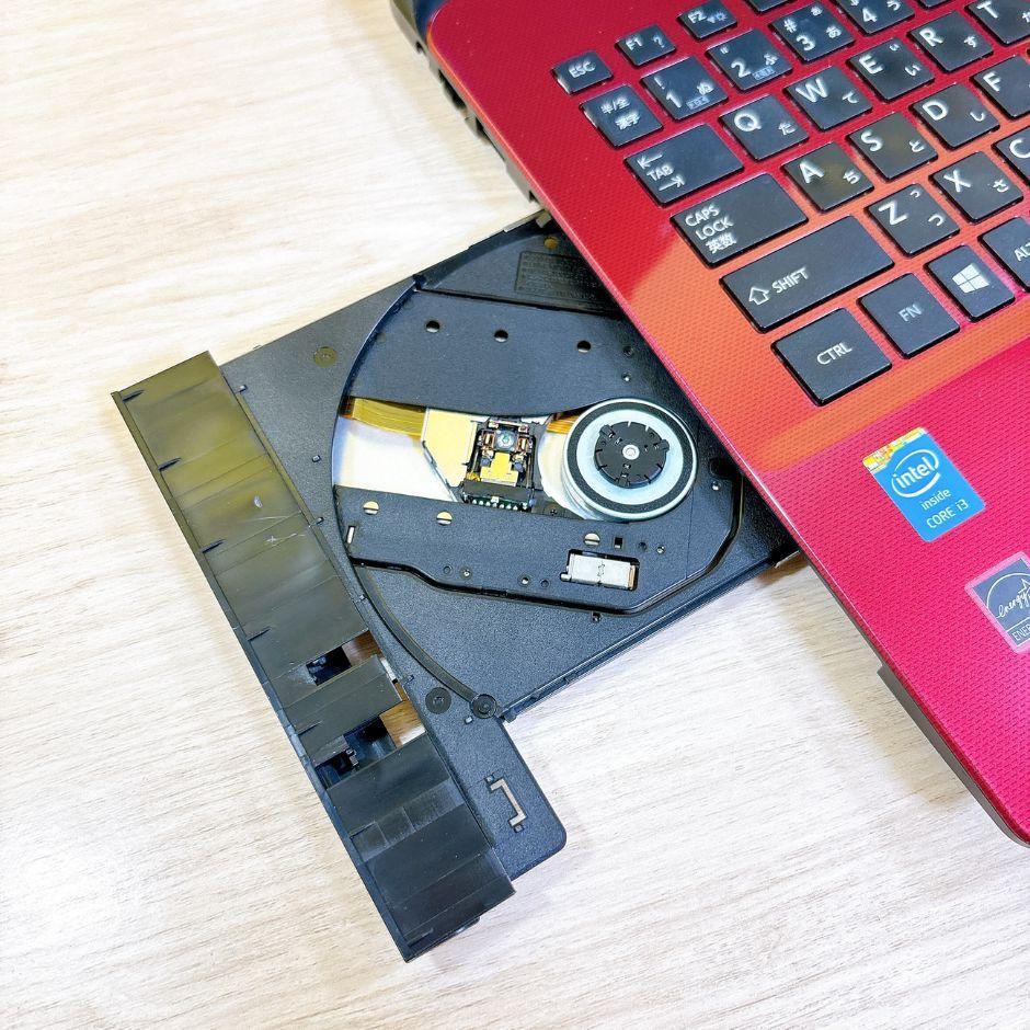 ⅰ3＆新品SSD256GB＆メモリ8GB✨東芝カメラ付きノートパソコン✨薄型PC
