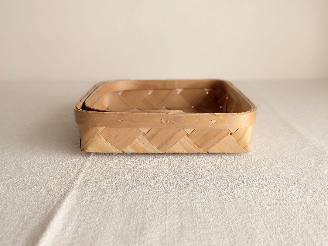 * vintage tray ❀ スポーンコリ 持ち手つきカゴ Finland