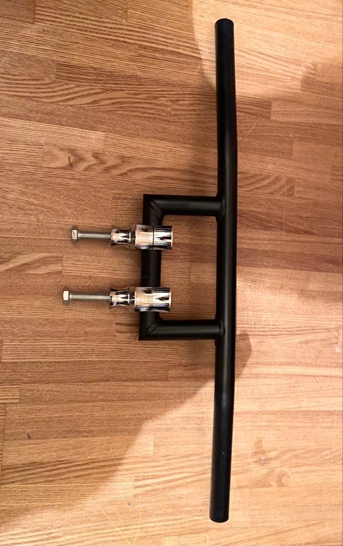 ハーレーハンドルクランプ嫌いな方へ ロボハン&セパレートクランプ