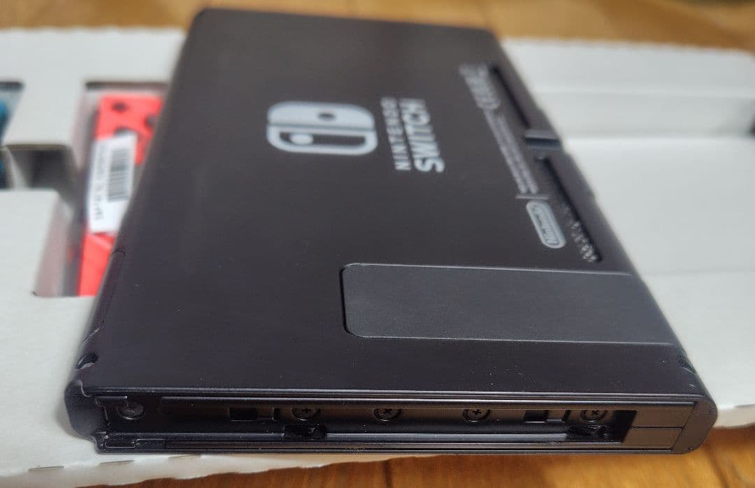 Nintendo Switch 型番HAD-S-KABAA任天堂 AR_KOOLFOOD_TN