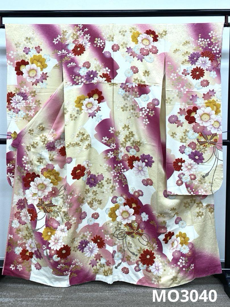 未着用に近い！金彩尽し＆刺繡尽し＊紫色＊豪華＊振袖＊１６０ｃｍ＊裄６５ 振袖 豪華 金彩 金刺繍 紋意匠 桜 身丈160cm 撥水加工済 - メルカリ