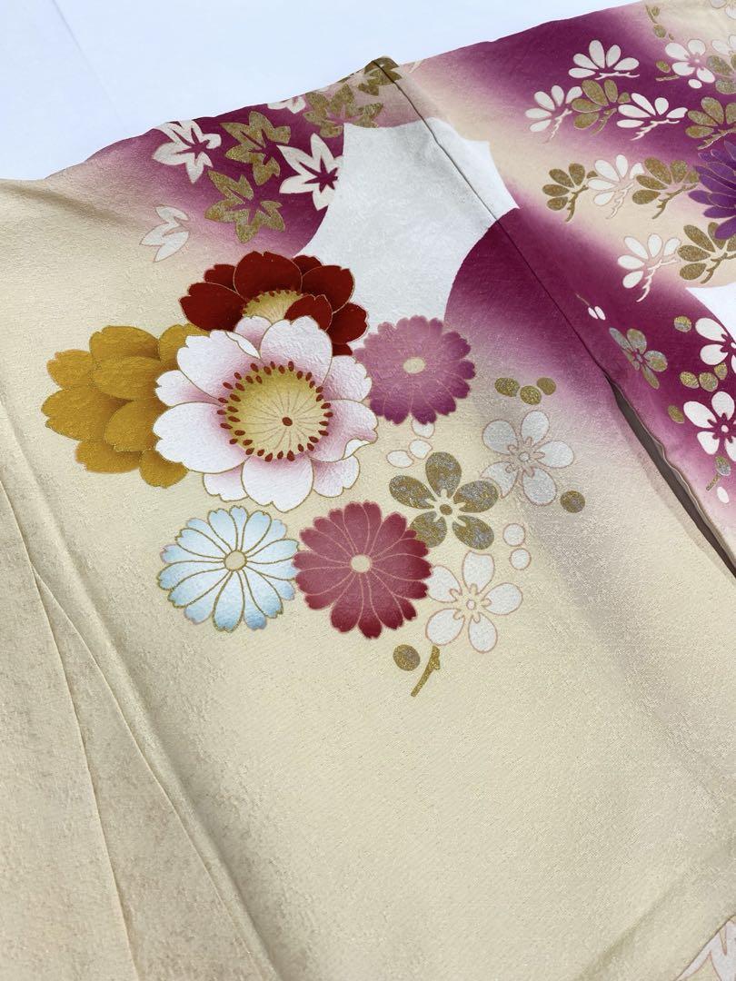振袖 豪華 銀通し ラメ刺繍 銀彩 紋意匠 身丈166cm 躾糸 振袖 豪華 銀通し ラメ刺繍 銀彩 紋意匠 身丈166cm 躾糸