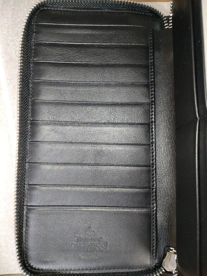 Vivienne Westwood ブラック 長財布 レザー スクイグル Vivienne Westwood ブラック 長財布 レザー スクイグル