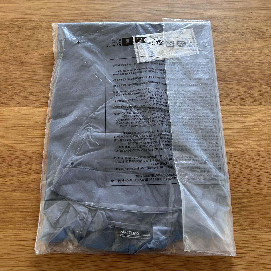 未開封レア完売カラー新品アークテリクス　スコーミッシュフーディ　Stratus