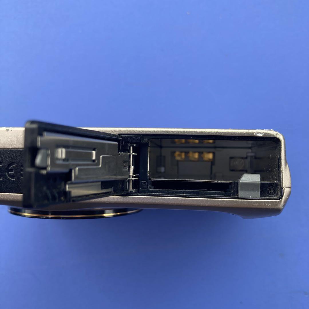 CASIO EXILIM コンパクトデジタルカメラ　EX-ZR300 ジャンク