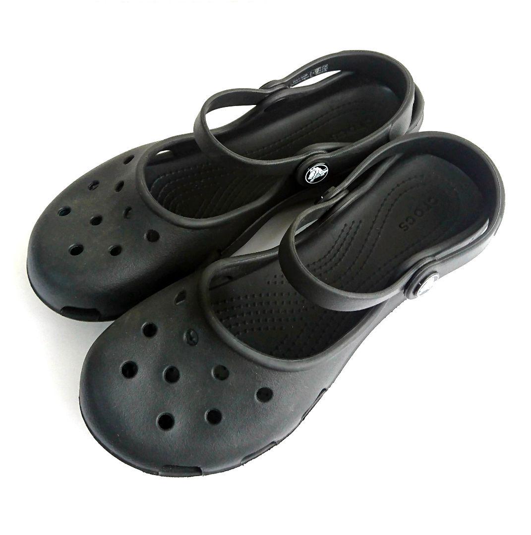 新品タグ付✨crocs シャイナ ストラップ メリージェーン 廃盤品 (W7)黒 新品タグ付✨crocs シャイナ ストラップ メリージェーン 廃盤品