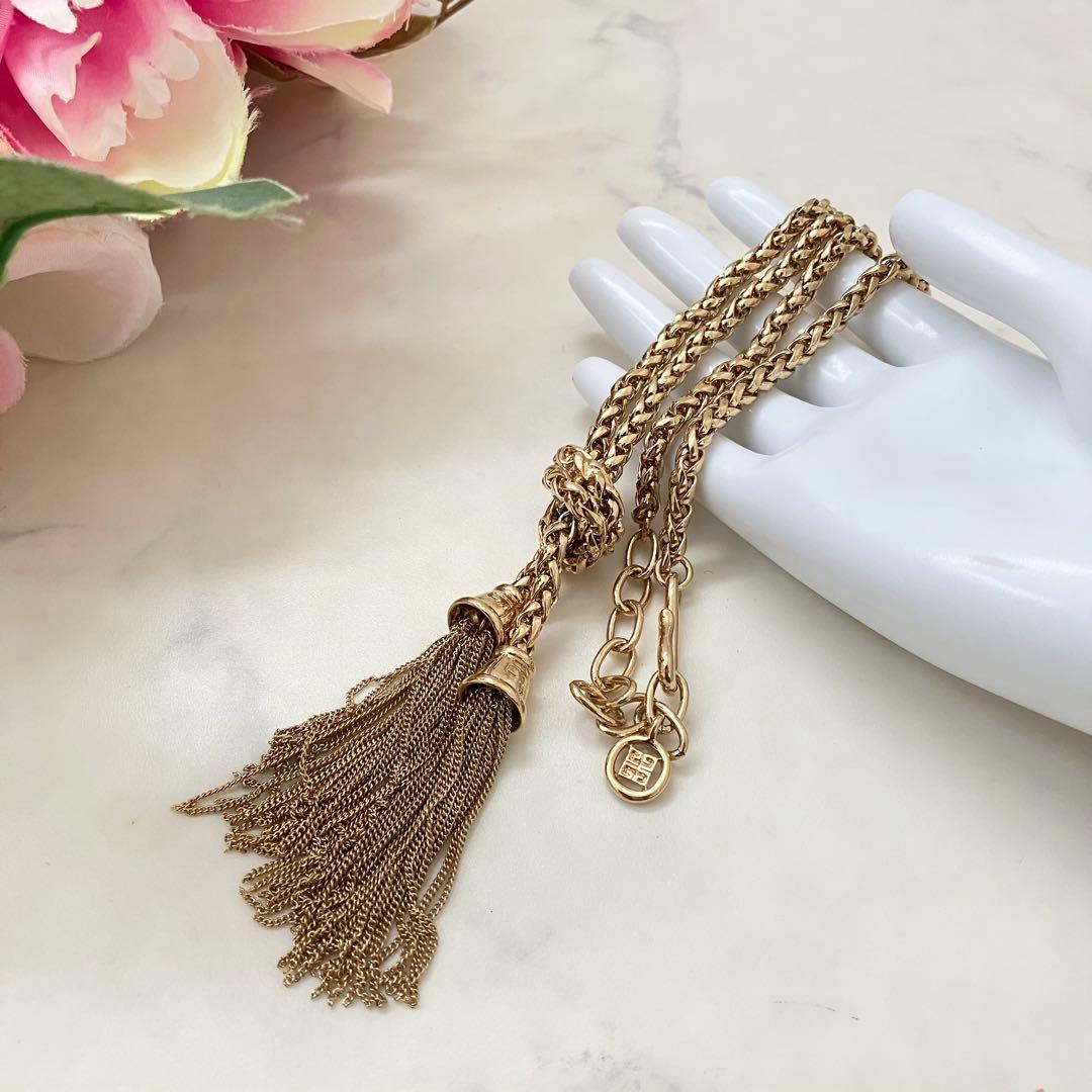 GIVENCHY✨ジバンシィ　ネックレス　フリンジ