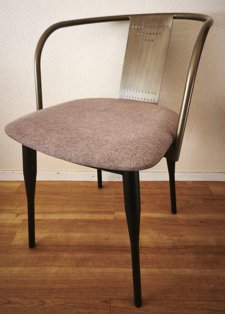 椅子目立った傷や汚れなし