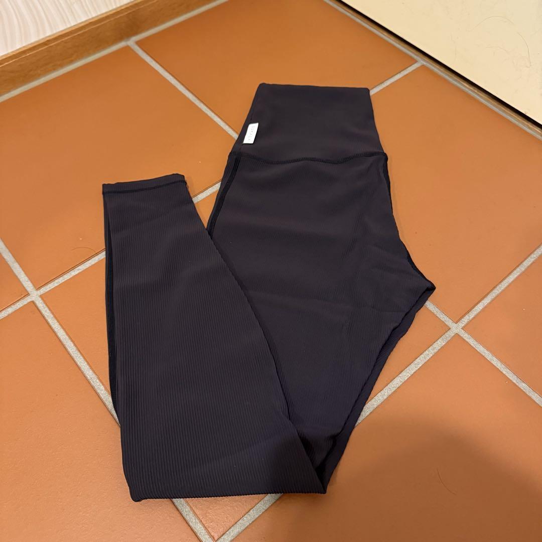 完売品 SUKALAリブソリッドレギンス ブラック M