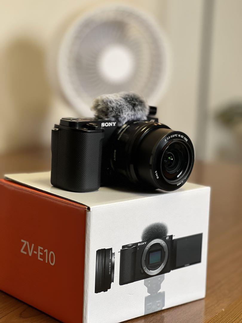 (ほぼ新品)SONY ZV-E10 + SDカード128GB+バッテリー+充電器