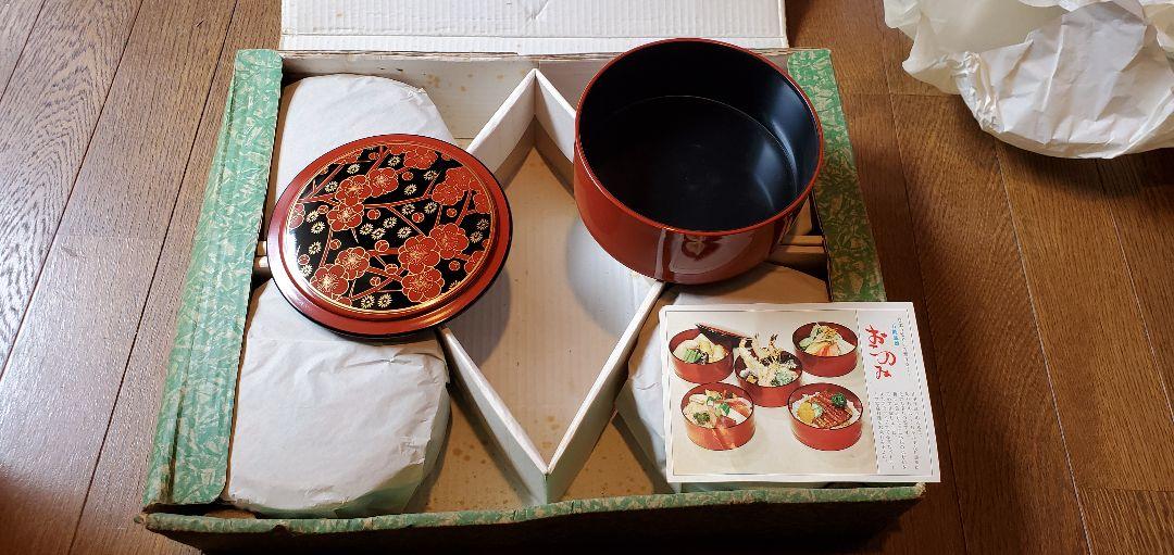 漆器(丼器5つ、蓋5枚)