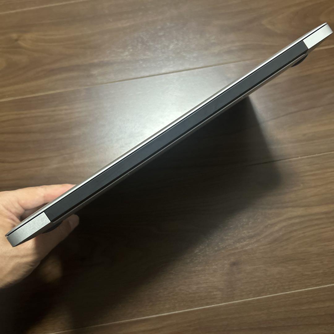 MacBook Air 11インチ 2013 i5/4GB/動作OK