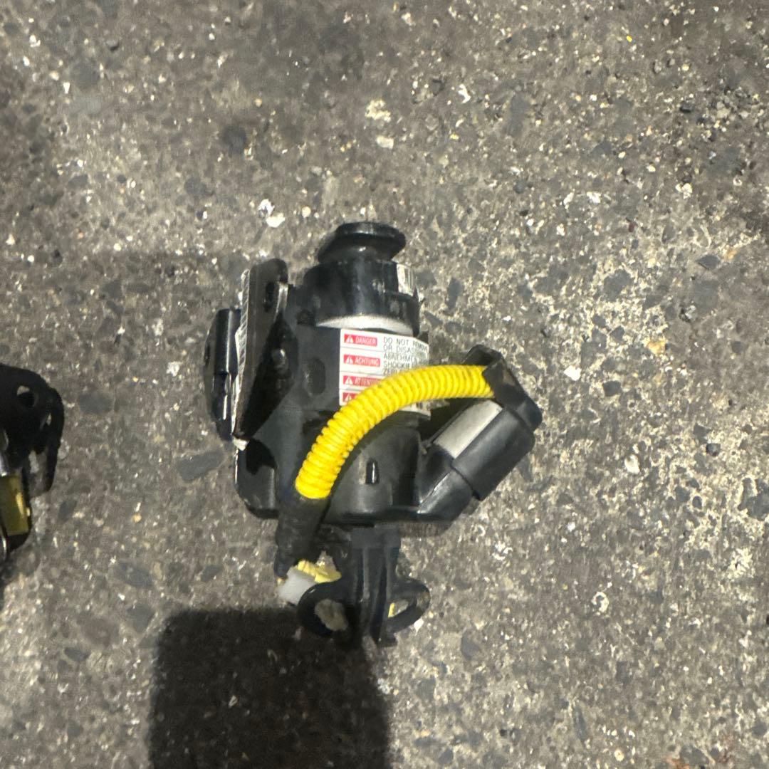 y51フーガポップアップフードやや傷や汚れあり