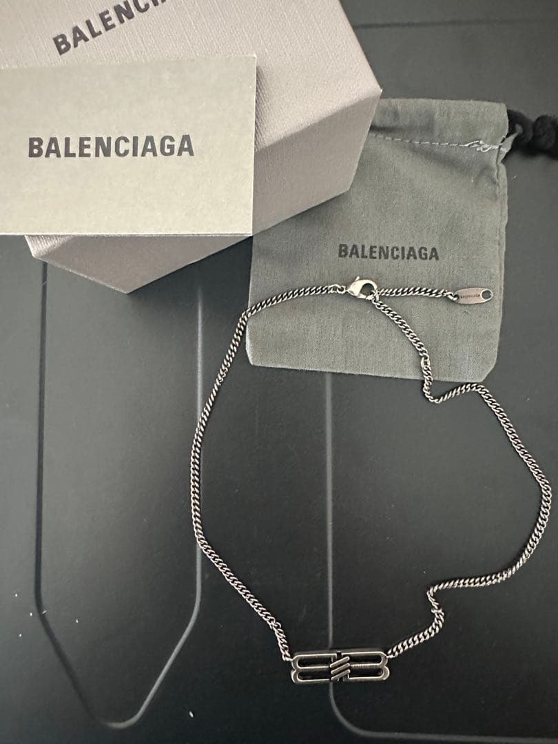 人気品 BALENCIAGA ステンレススチール ネックレス