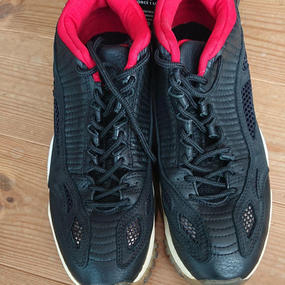 NIKE エアジョーダン11