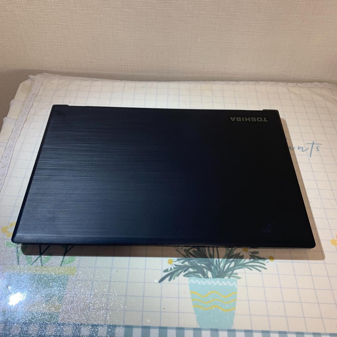 T02E【美品】東芝 薄型Core-i3第7世代/16GB/SSD1TB e