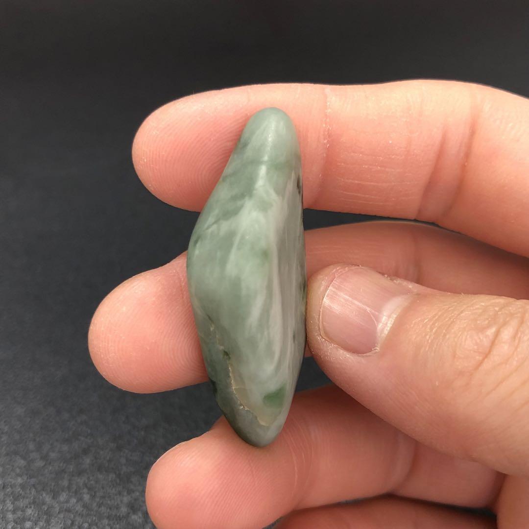糸魚川 翡翠 海石 ロウカン【宝石質】15.3g - メルカリ 糸魚川 翡翠 海石 ロウカン【宝石質】15.3g - メルカリ