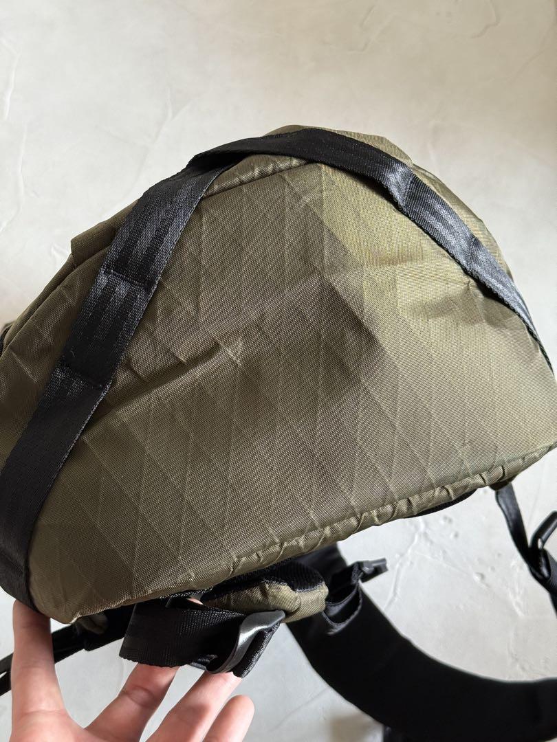 バッグ Able Carry Daily Plus X-Pac Olive