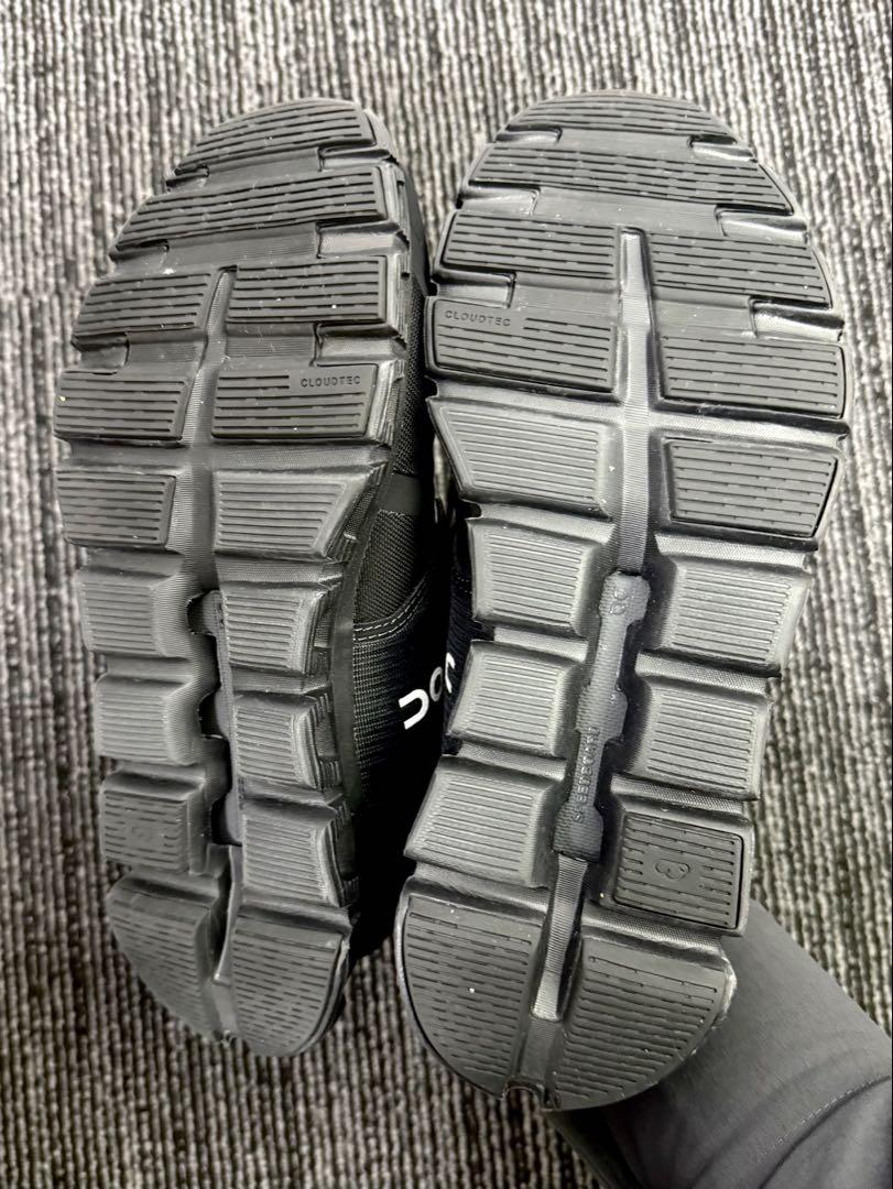 靴 On Cloud 6 Waterproof BLACK 24.5cm